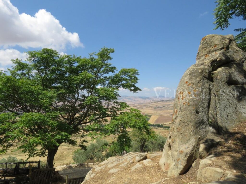 grotte della Gurfa