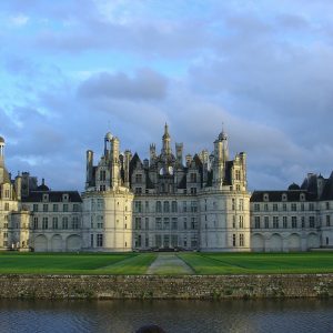 Viaggio tra i Castelli della Loira in Francia, un itinerario di storia e bellezza