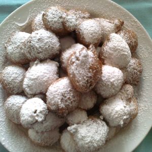 Frittelle alla crema per Carnevale