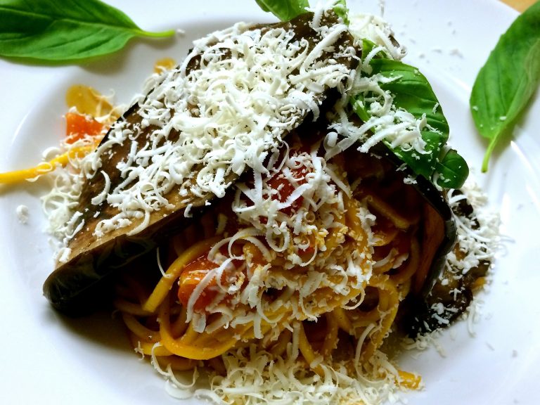 spaghetti alle melanzane