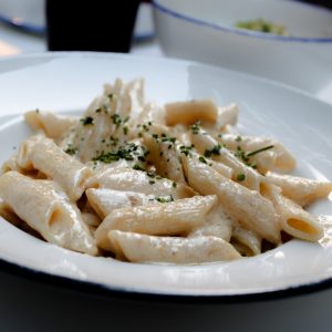 Penne broccoli e pecorino