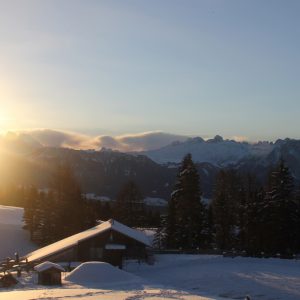 Ciaspolata e bivacco sulla neve: un’avventura in alta montagna sull’Alpe di Villandro