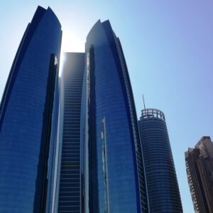 Visitare Abu Dhabi, dalle costruzioni futuristiche ai siti patrimonio UNESCO