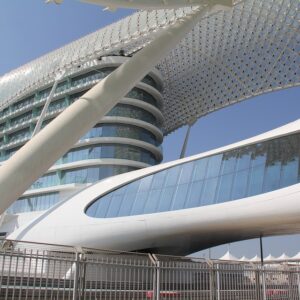 Visitare Abu Dhabi, dalle costruzioni futuristiche ai siti patrimonio UNESCO