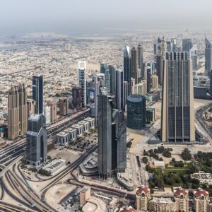 Visitare Abu Dhabi, dalle costruzioni futuristiche ai siti patrimonio UNESCO