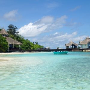 L’isola di Fushivelavaru, lo spettacolo delle Maldive