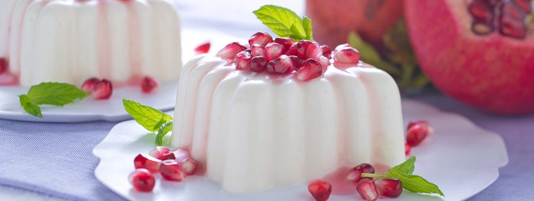 panna cotta con melograno