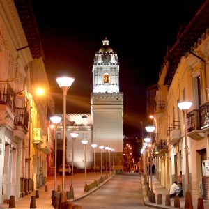 Quito la capitale dell’Ecuador, una città circondata da vulcani