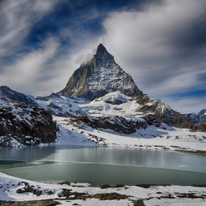 Zermatt, l’eccellenza Svizzera della neve, sciare d’inverno… e anche d’estate