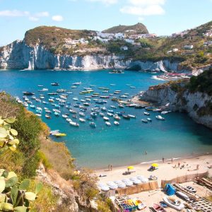 Isola di Ponza, il mar Tirreno da scoprire