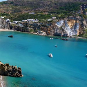 Isola di Ponza, il mar Tirreno da scoprire