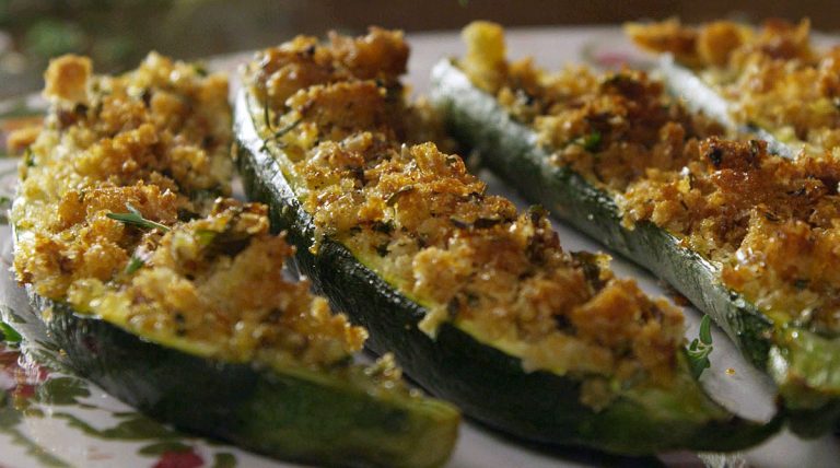 zucchine gratinate menta e pecorino