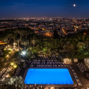 Hotel Rome Cavalieri, soggiornare in una galleria d’arte a Roma