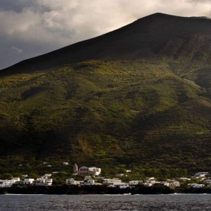 Vacanza alle Eolie, le isole dei miti antichi