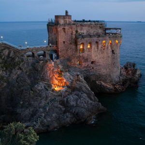 Ristoranti vista mare. Dove mangiare all’aperto in Italia