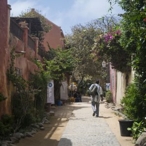 L’isola di Gorée, tra viuzze color pastello e la Casa degli Schiavi