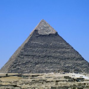 Grand Egyptian Museum: il nuovo spettacolare museo egizio davanti alle piramidi di Giza