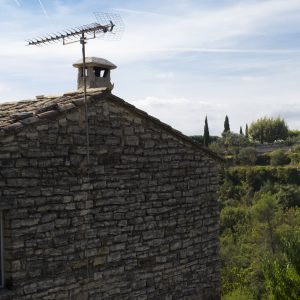 L’antico borgo di Gordes, come un balcone sulla Provenza