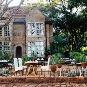 Giraffe Manor Hotel: a Nairobi la colazione con le giraffe