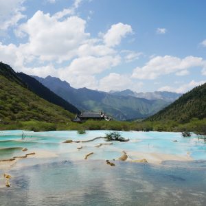 Cina: lo spettacolo di Huanglong nel Parco Nazionale di Jiuzhaigou