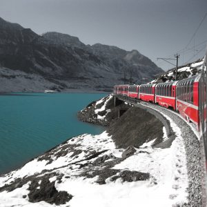 Trenino Rosso del Bernina: in viaggio da Tirano a St. Moritz