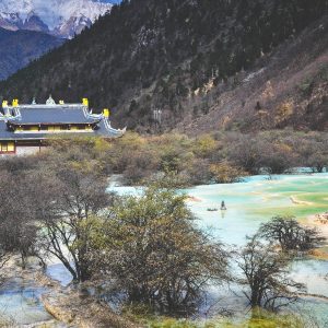 Cina: lo spettacolo di Huanglong nel Parco Nazionale di Jiuzhaigou