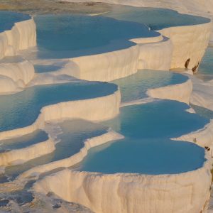 Le piscine marmoree di Pamukkale: un capolavoro della natura