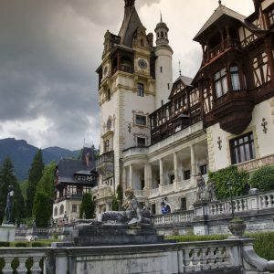 Transilvania: terra di foreste e castelli sospesi nel tempo