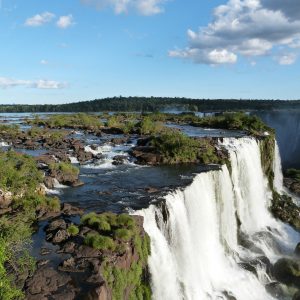 Le cascate di Iguazù, al confine tra Argentina e Brasile