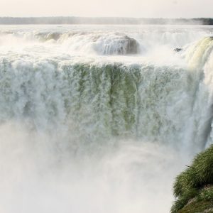 Le cascate di Iguazù, al confine tra Argentina e Brasile