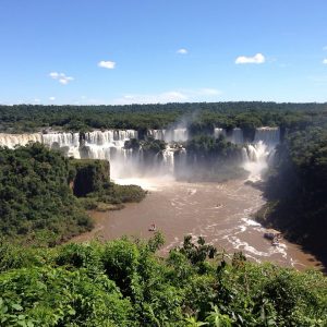 Le cascate di Iguazù, al confine tra Argentina e Brasile