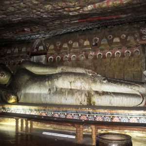 Il tempio d’oro di Dambulla, un tesoro scavato nella roccia