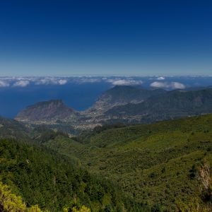 Santana è un grazioso posto in cui esplorare alcuni dei migliori percorsi accanto alle Levada delle foreste Laurisilva a Queimadas e Pico das Pedras.