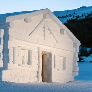 Dormire in uno chalet di ghiaccio a Livigno nell’Hotel Lac Salin