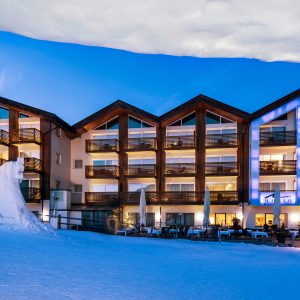 Dormire in uno chalet di ghiaccio a Livigno nell’Hotel Lac Salin