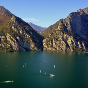 Itinerari sconosciuti attorno al Lago di Garda tra Terme e Golf Club