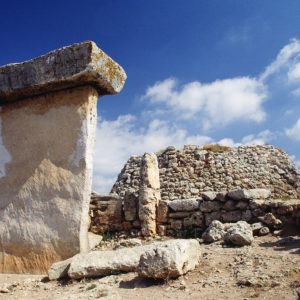 Minorca: guida ai siti più misteriosi dell’isola