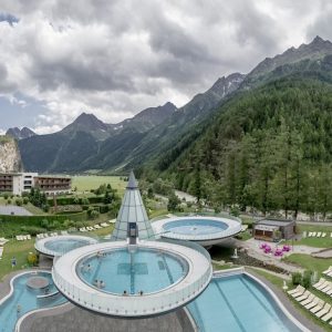 Aqua Dome: l’ hotel termale in Austria per una vacanza benessere