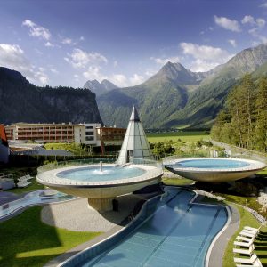 Aqua Dome: l’ hotel termale in Austria per una vacanza benessere