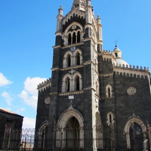 Sicilia: l’itinerario delle “Case di Lava” dell’Etna