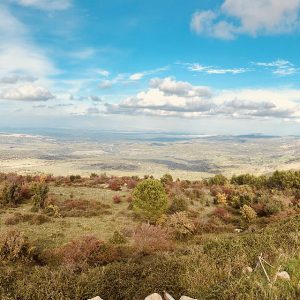 Sull’Etna in autunno, tra percorsi enogastronomici e leggende