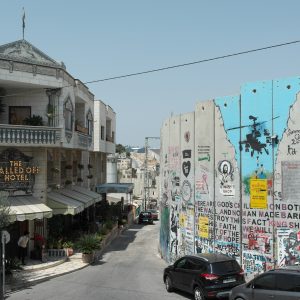 The Walled Off l’hotel ideato da Banksy in Palestina