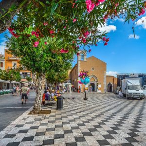 In Sicilia per riscoprire Taormina in inverno