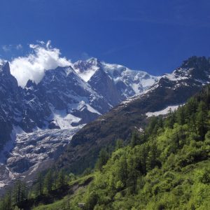 Valle d’Aosta: cosa vedere, itinerari tra castelli e misteri