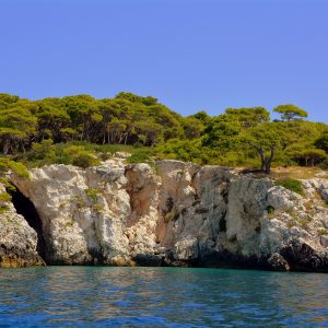 Cristalda e Pizzomunno, sulle tracce della leggenda d’amore di Vieste