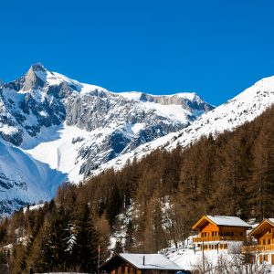 Aletsch Arena, sciare sul più grande ghiacciaio delle Alpi in Svizzera