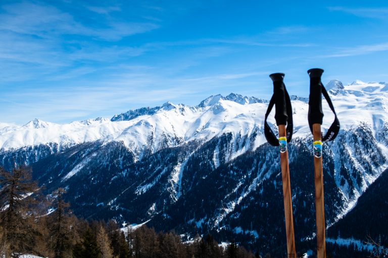 Aletsch Arena, sciare sul più grande ghiacciaio delle Alpi in Svizzera