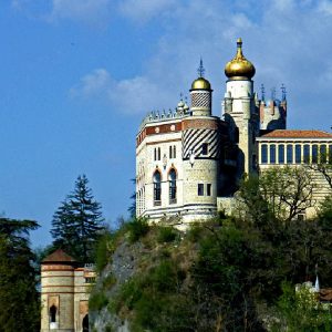 Rocchetta Mattei, il Castello dei Misteri a Bologna