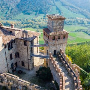 Visitare il Castello ed il borgo di Vigoleno, un week end in Emilia Romagna