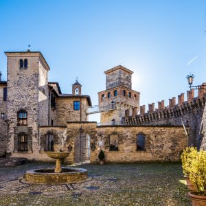 Visitare il Castello ed il borgo di Vigoleno, un week end in Emilia Romagna